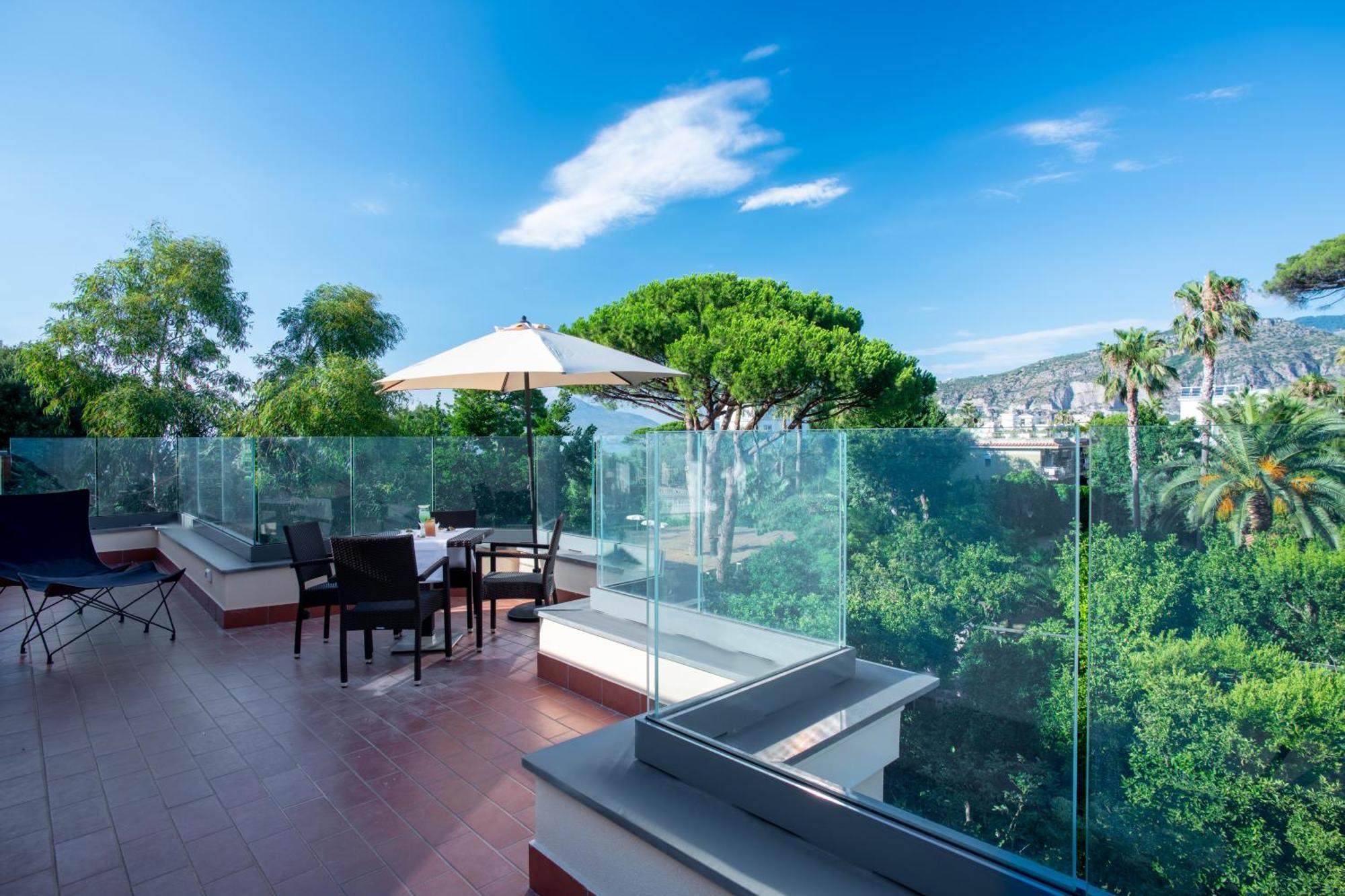 Parco Dei Principi Hotel Sorrento Exterior photo